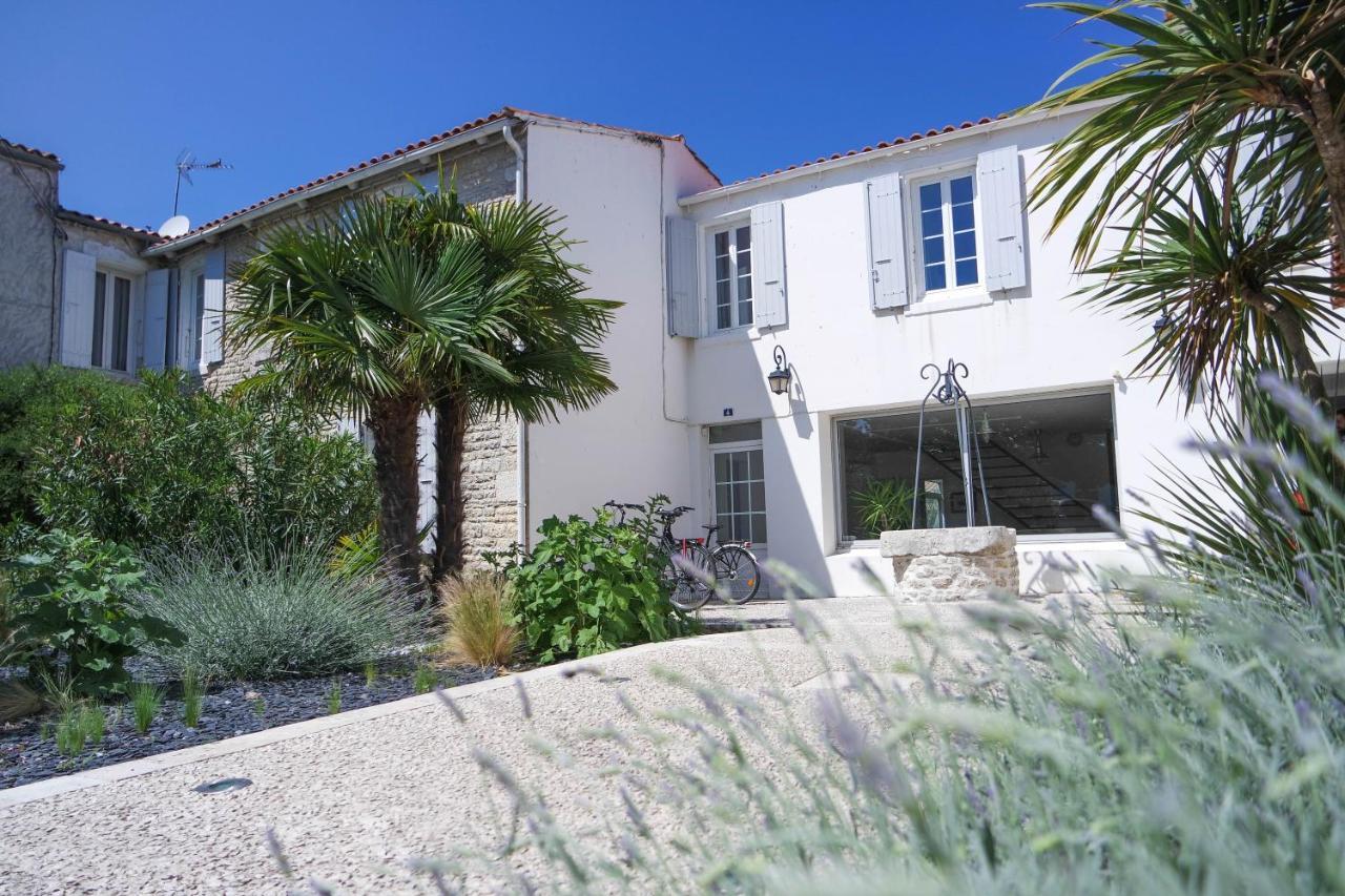 Hotel Le Square Saint-Pierre-d'Oleron Exterior photo